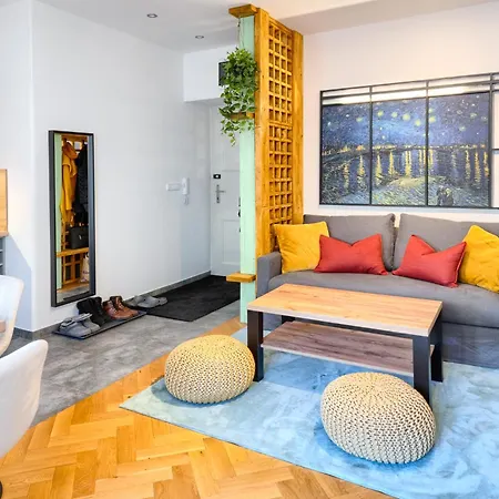 Apartman Flora *